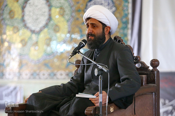 Trauerprozession für Imam Rida (a.s.) durch die heilige Stadt Qom