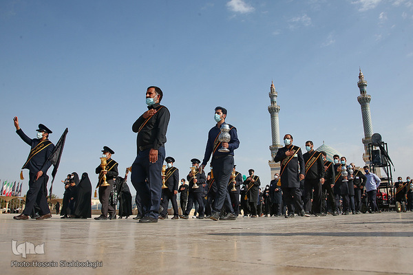 Trauerprozession für Imam Rida (a.s.) durch die heilige Stadt Qom
