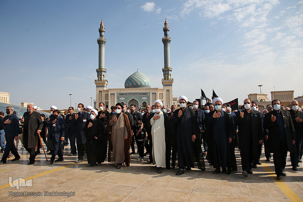 Trauerprozession für Imam Rida (a.s.) durch die heilige Stadt Qom