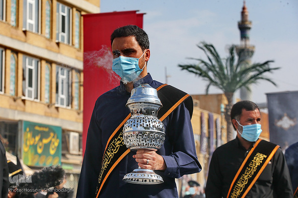 Trauerprozession für Imam Rida (a.s.) durch die heilige Stadt Qom