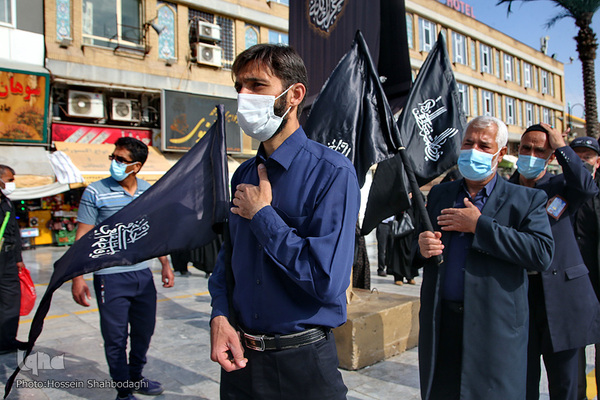 Trauerprozession für Imam Rida (a.s.) durch die heilige Stadt Qom