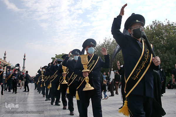 Trauerprozession für Imam Rida (a.s.) durch die heilige Stadt Qom