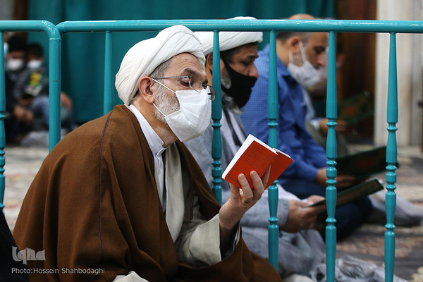 Gedenkveranstaltung zu Ehren von Allama Hasanzadeh Amoli in Qom