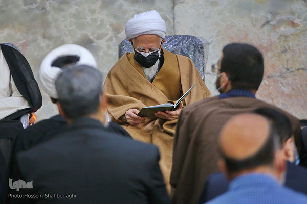 Gedenkveranstaltung zu Ehren von Allama Hasanzadeh Amoli in Qom