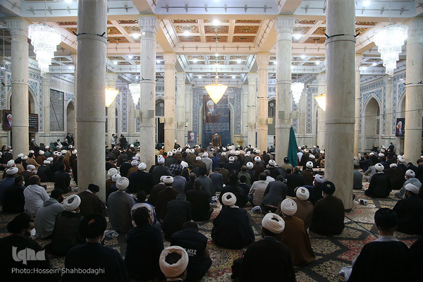 Gedenkveranstaltung zu Ehren von Allama Hasanzadeh Amoli in Qom