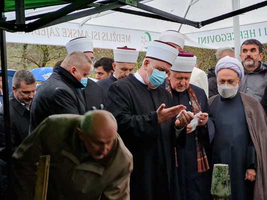 Gebetskette von General Soleimnai wurde als Grabbeigabe dem Verstorbenen mit ins Grab gelegt