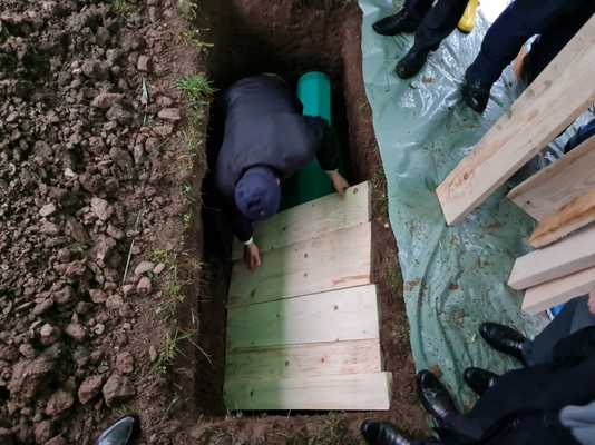 Gebetskette von General Soleimnai wurde als Grabbeigabe dem Verstorbenen mit ins Grab gelegt