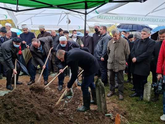 Gebetskette von General Soleimnai wurde als Grabbeigabe dem Verstorbenen mit ins Grab gelegt