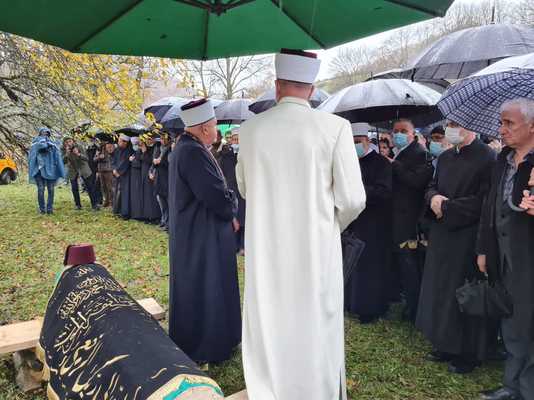 Gebetskette von General Soleimnai wurde als Grabbeigabe dem Verstorbenen mit ins Grab gelegt