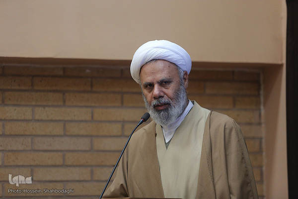 Gedenkveranstaltung zum 40. Todestag von Allama Tabatabai in Qom