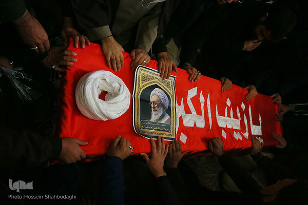 Ayatollah Muhsen Mudschtahid Schabestari wurde in Qom beigesetzt