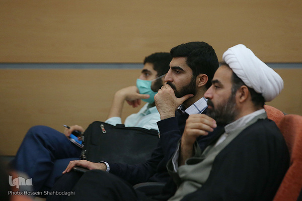 Nationale Tagung zu Ehren von Allama Misbah Yazdi