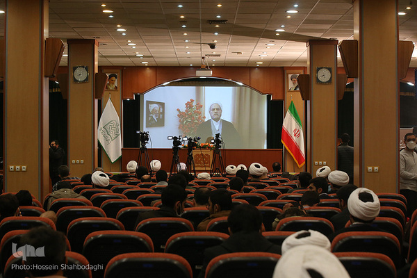 Nationale Tagung zu Ehren von Allama Misbah Yazdi