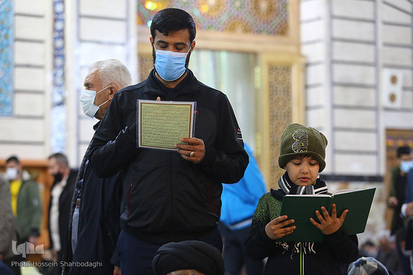 Jahrestag der Geburt von Sayyida Zainab (as.) in Qom gefeiert