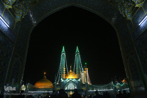 Jahrestag der Geburt von Sayyida Zainab (as.) in Qom gefeiert