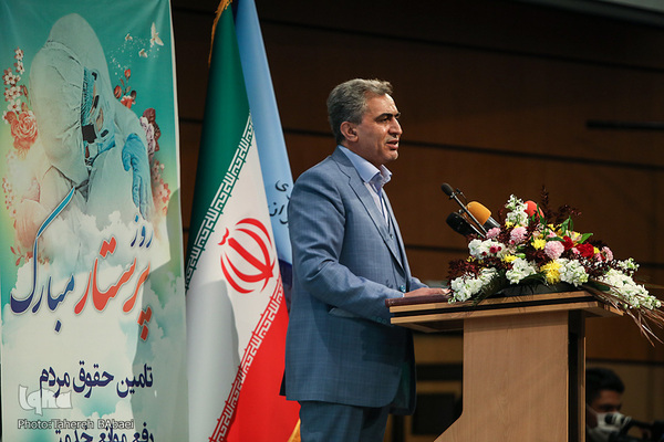 Teheran begeht den Tag der Pflegenden