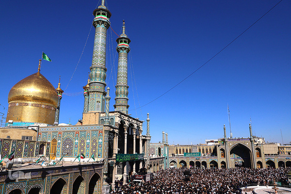 Qom nimmt Abschied von Ayatollah Safi Golpaygani