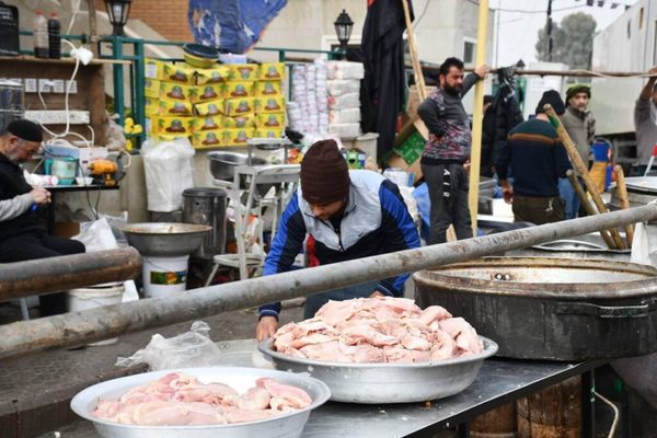 Tausende Iraker pilgern nach Samarra