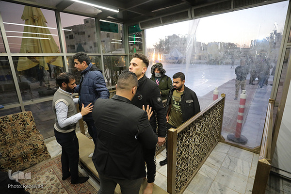 Schiiten trauern um Imam Hadi (as.)