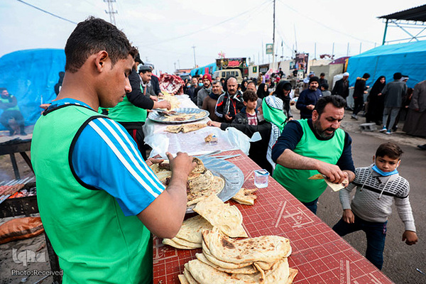 Schiiten trauern um Imam Hadi (as.)