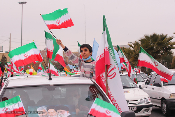 Autokorso zieht durch Qom