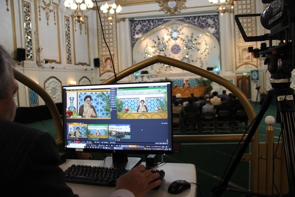 Vorbereitung auf Monat Ramadan durch Reinigung und Staubwischen