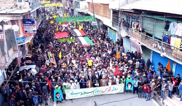 Tausende Muslime begehen den internationalen Al-Quds-Tag in Kargil