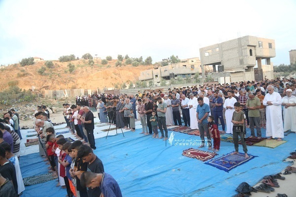 150.000 Muslime verrichten Gebet zum Opferfest in Al-Aqsa-Moschee + Fotos