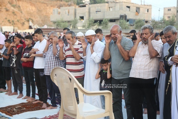 150.000 Muslime verrichten Gebet zum Opferfest in Al-Aqsa-Moschee + Fotos