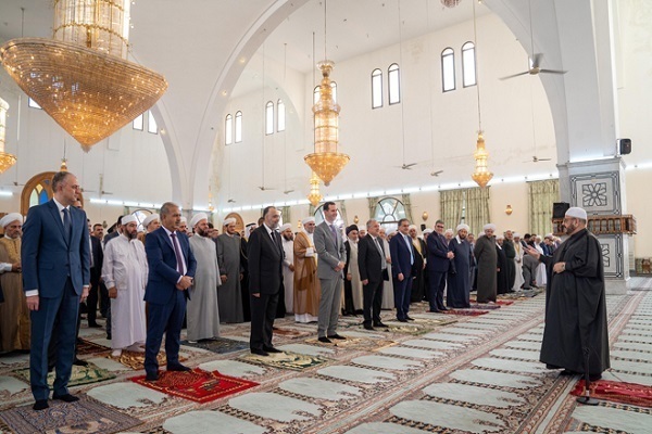 Syriens Präsident nahm am  Gebet zum Opferfest  teil