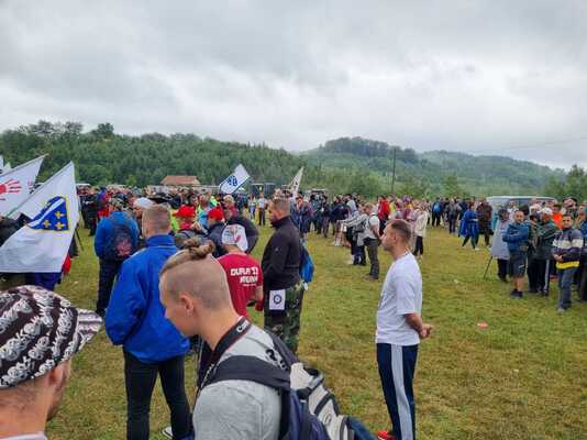 Marš Mira: Ein Marsch zum Gedenken an die Opfer des Massakers von Srebrenica