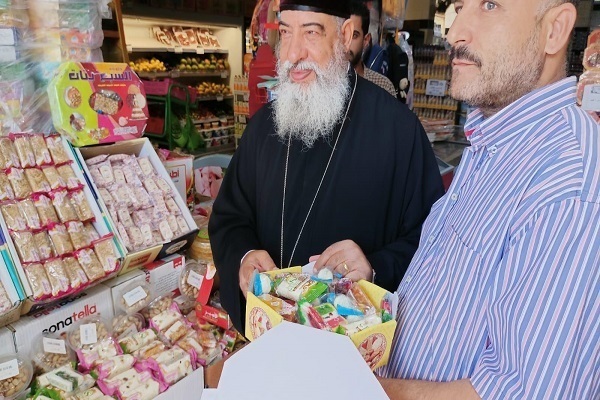 wundernswerte Aktion eines ägyptischen Priesters anlässlich des Geburtstages des Propheten