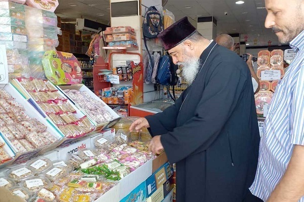 wundernswerte Aktion eines ägyptischen Priesters anlässlich des Geburtstages des Propheten