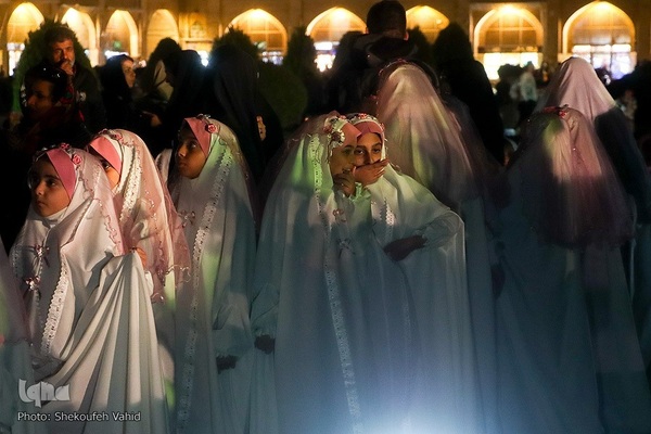 Muslime feiern Beginn des Ramadan in Isfahan