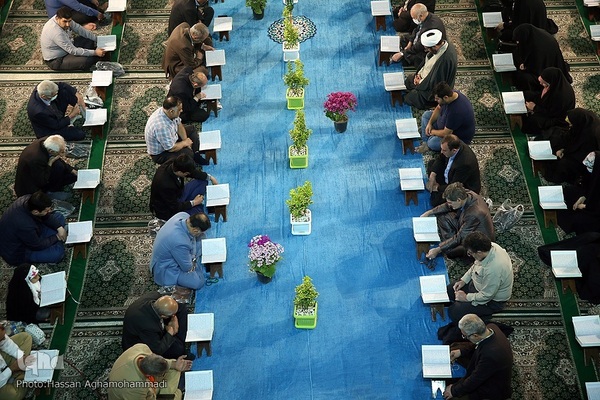 Koranlesung findet täglich im Schrein von Abdul Azim Hasani (as) statt