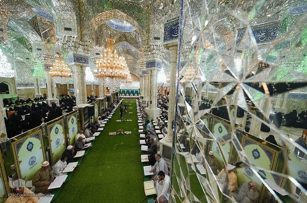 Koranlesung findet täglich im Heiligen Schrein von Imam Hussein (as.) statt