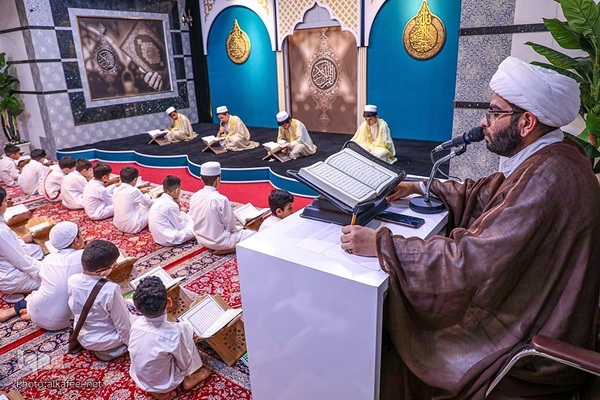 Koranlesung findet täglich im Heiligen Schrein von Imam Hussein (as.) statt