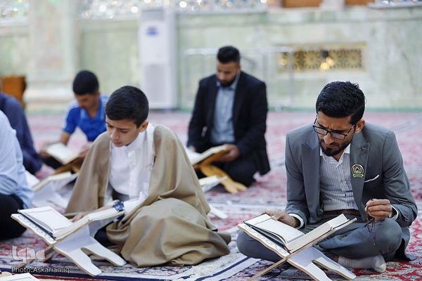 Koranlesung findet täglich im Heiligen Schrein von Imam Hussein (as.) statt
