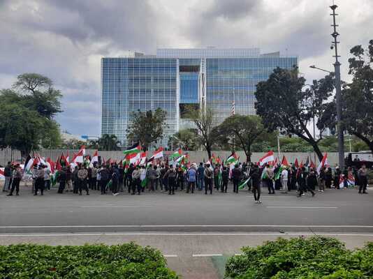 Jakarta: Kundgebung zum Internationalen Al-Quds-Tag vor der US-Botschaft