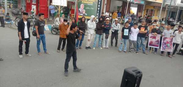 Jakarta: Kundgebung zum Internationalen Al-Quds-Tag vor der US-Botschaft