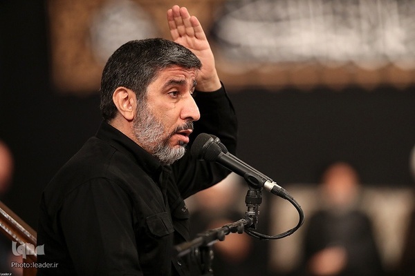 Trauerzeremonie zum Vorabend des 6. Muharram im Beisein von Imam Chamenei