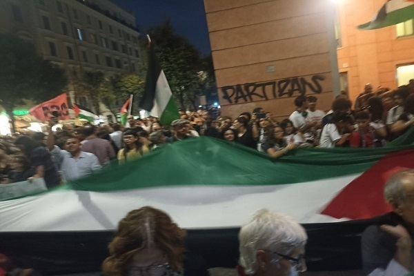 Demonstrationen zur Verteidigung des palästinensischen Volkes in mehreren italienischen Städten
