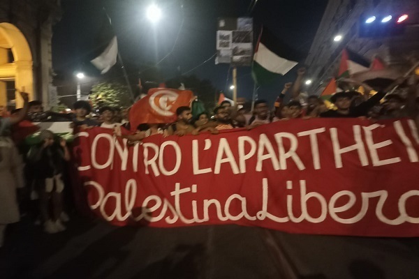 Demonstrationen zur Verteidigung des palästinensischen Volkes in mehreren italienischen Städten