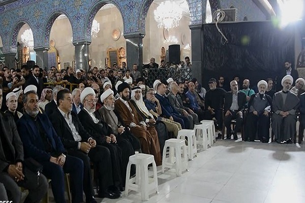 Trauerakt zum Gedenken an Märtyrer Ayatollah Raisi und seine Gefährte