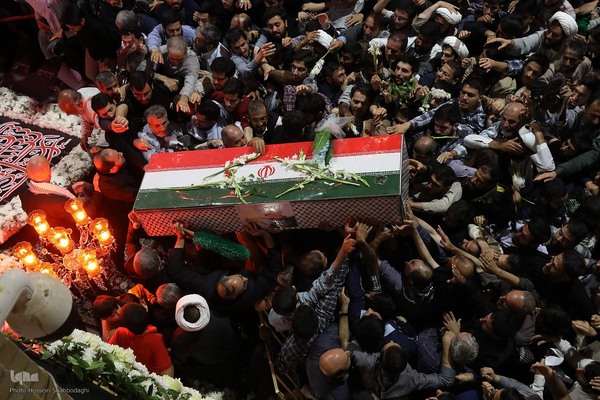 Qom verneigt sich vor Märtyrer Abbas Nilforushan