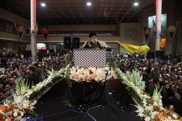 Qom verneigt sich vor Märtyrer Abbas Nilforushan