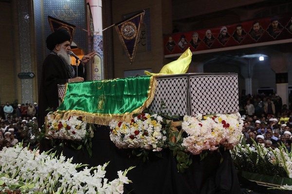 Qom verneigt sich vor Märtyrer Abbas Nilforushan