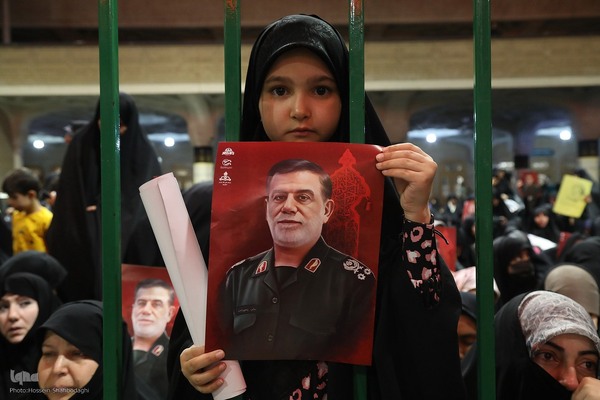 Qom verneigt sich vor Märtyrer Abbas Nilforushan