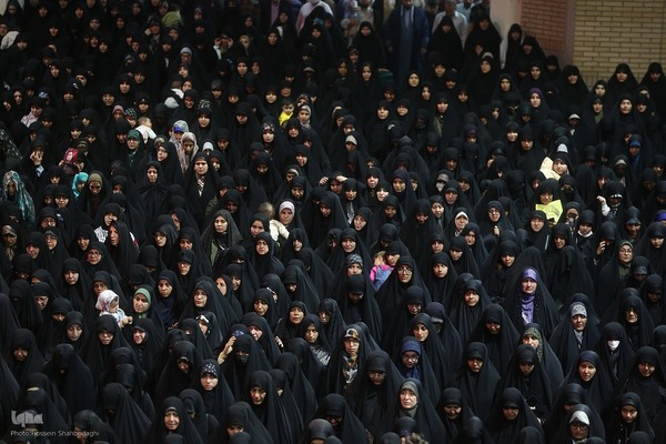 Qom verneigt sich vor Märtyrer Abbas Nilforushan