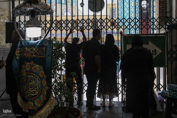 Teheraner trauern um Imam Hussein (as.)
